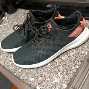 Adidas womens sneakers 7.5